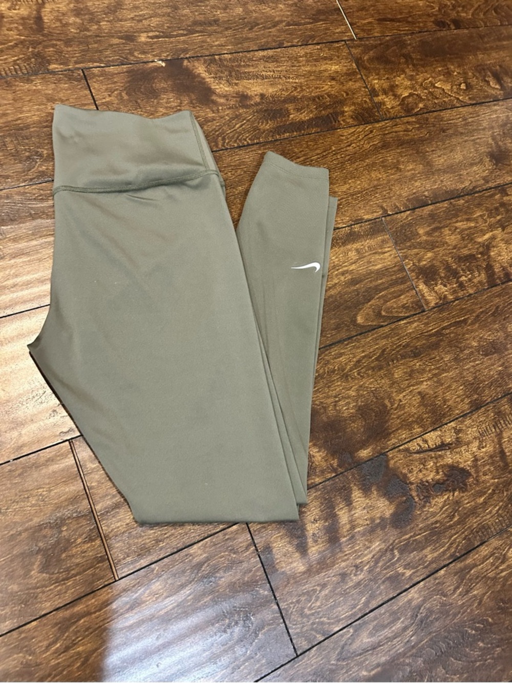 Nike Olive Green Women's Athletic Leggings with White Swoosh